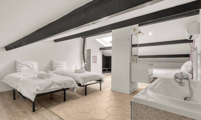 Saint-Jory Villa | Villa Rose - Padel - Poker et Cinéma Room - Piscine