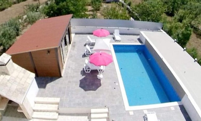 Muc Villa | Villa RoseMary near Split
