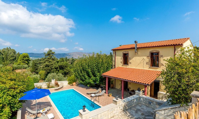 Maza Villa | Villa Roussa, beautiful stone villa in traditional village Maza