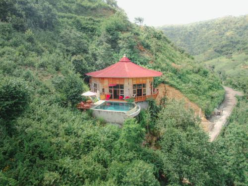 Selong Belanak Villa | Villa Russerangan Grand Opening