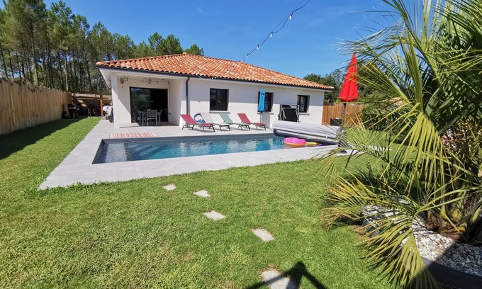 Leon Villa | Villa SAKURA 4* in Léon private pool