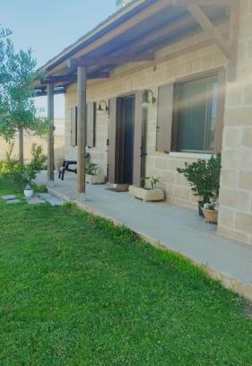 Roca Vecchia Villa | Villa Salentina Con Ampio Giardino vicina al mare
