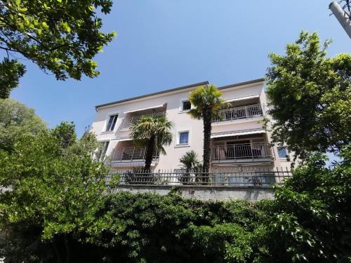 Crikvenica Apartment | Villa Sara 50 m from the beach