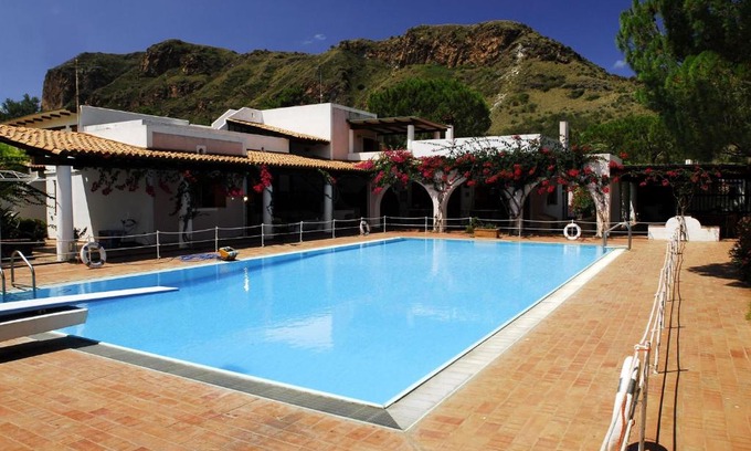 Vulcano Porto Hotel | Villa Saracina