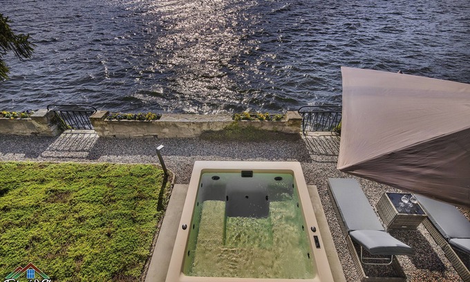 Varenna Villa | Villa "Scoglio" with Lake View, Private Terrace & Wi-Fi