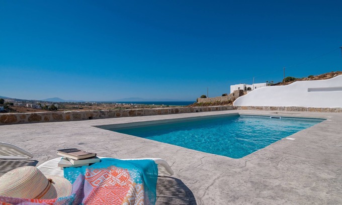 Mikri Vigla Villa | VILLA SEAROCKS NAXOS Mikri Vigla 8 people
