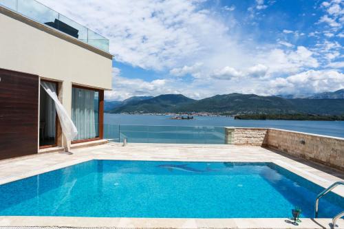 Radovici Villa | Villa Semiramis