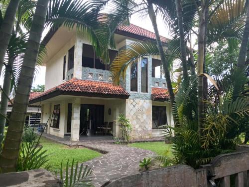 Senggigi House | Villa Serendah Senggigi