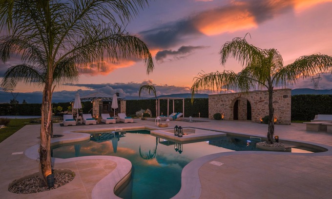 Gaitanion Villa | Villa Shangri-La