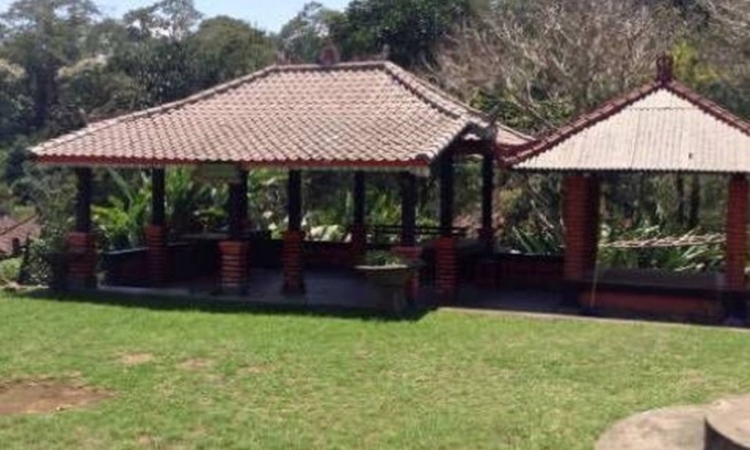 Perean Tengah Hotel | Villa Sinta