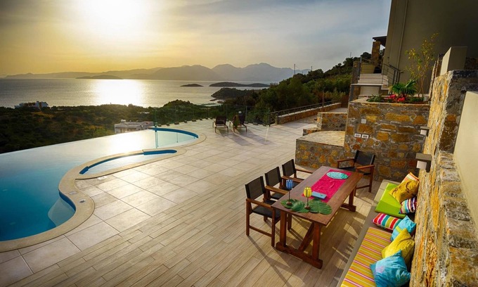 Katsikia Villa | Villa Sophia - 4 bedroom Villa with infinity private pool