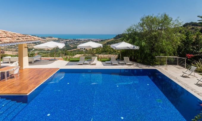 Acquaviva Picena Villa | Villa Stella with sea view and wellness area in the south of Marche,10 minutes from the Adriatic sea