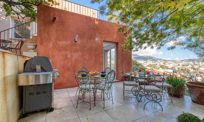Mantega Villa | Villa sur les hauteurs de Nice, proche centre