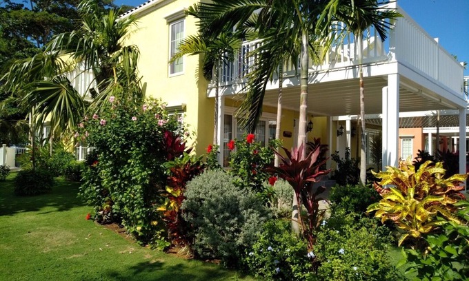 Orange Bay House | Villa Sweet J - Run on Island Time