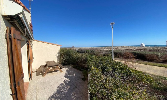 Leucate Villa | Villa T2+Mezzanine, 6 pers, beach, parking, Port Leucate