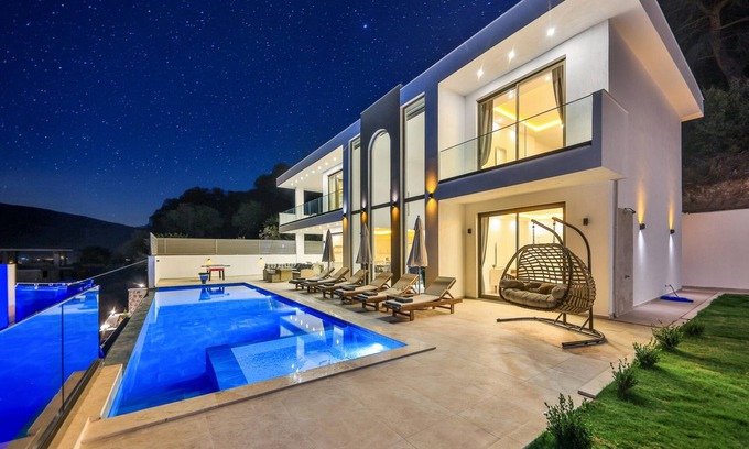 Sarıbelen Villa | Villa Taha in Kas with 3 bedrooms and 3 bathrooms