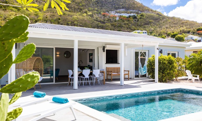 Orient Bay House | VILLA TIBO