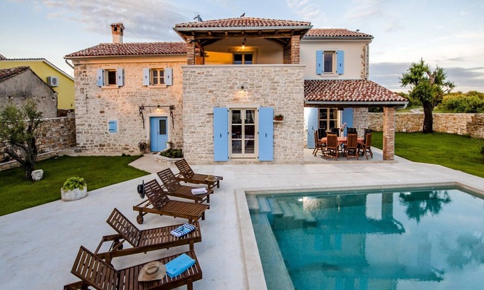 Krmed Villa | Villa Tomani with private pool