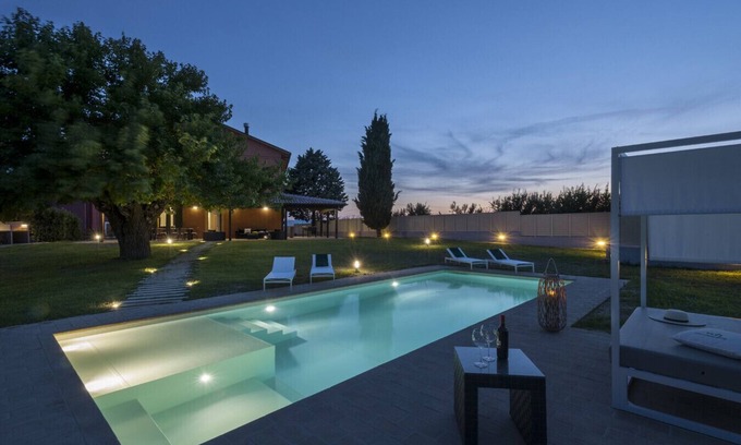 Terre Roveresche Villa | Villa Traiani 8&2 by Marche Holiday Villas
