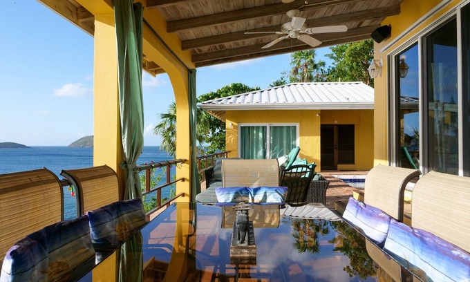 Tropaco Point Villa | Villa Tryst, Waterfront Hull Bay Beach