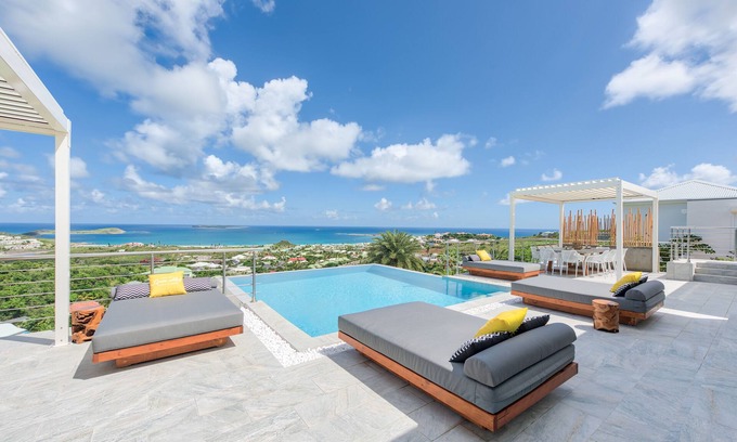 Orient Bay Villa | Villa Turquoze, an astonishing view on Orient Baie