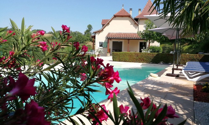 Faycelles House | VILLA TYPE QUERCYNNOISE FAYCELLES