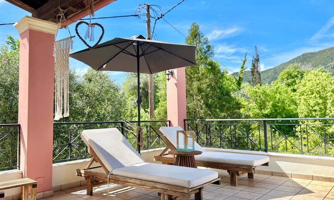 Ipsos Villa | Villa Valia Seaside (Coastline-Beach access-Nature-Ipsos bay Corfu)