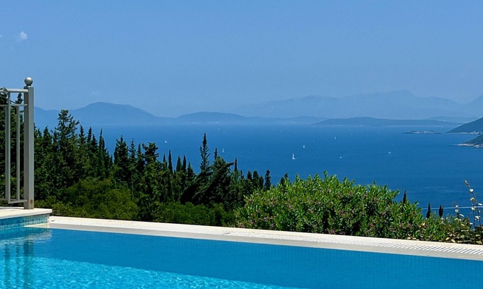Katsarata Villa | Villa Vassilis