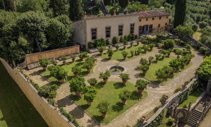 Settignano House | Villa Venus - 15th-century farmhouse with pool in Florence