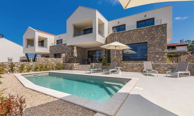 Brzac Villa | Villa VERENA with heated pool