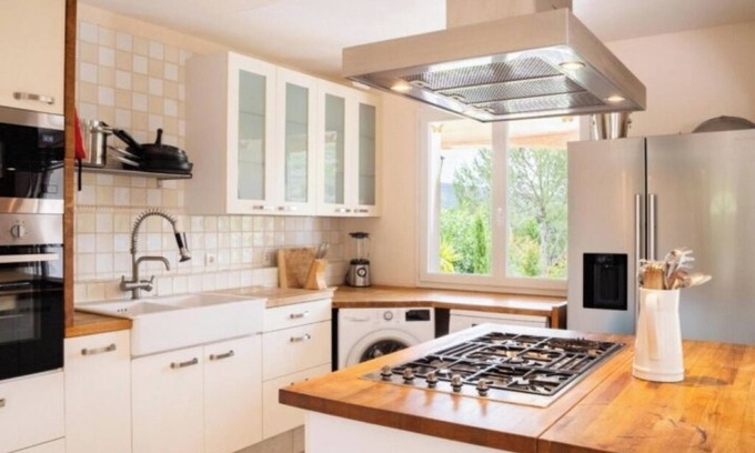 Prades-sur-Vernazobre Villa | VILLA VESENCA