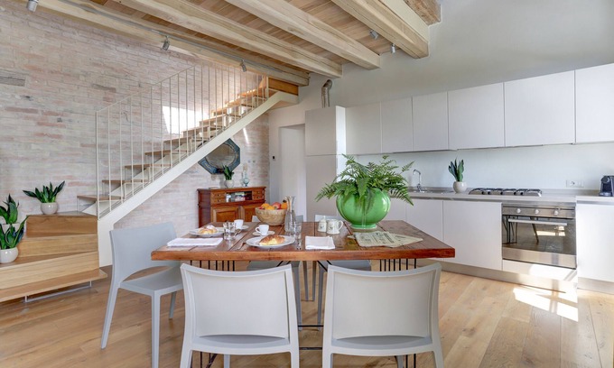 Sirolo Villa | VILLA VETTA MARINA - Two Bedroom Monte Colombo