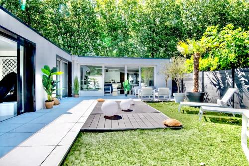 Mons-en-Baroeul Villa | Villa Vieux Lille access, proche gare, parking Offert