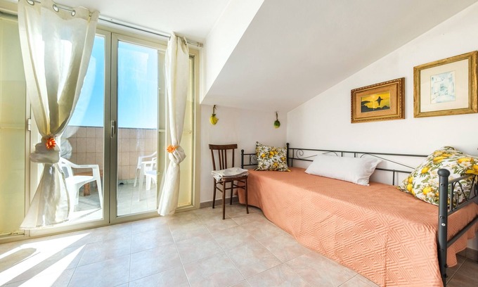 Motta Camastra Apartment | Villa 'Vista Alcantara' with Mountain View and Shared Pool