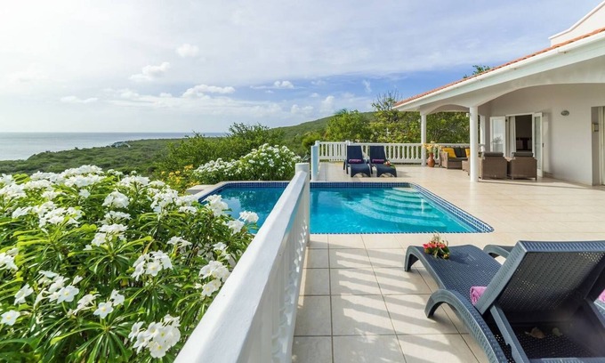 Sint Willibrordus Villa | Villa Vista Talaman 1023