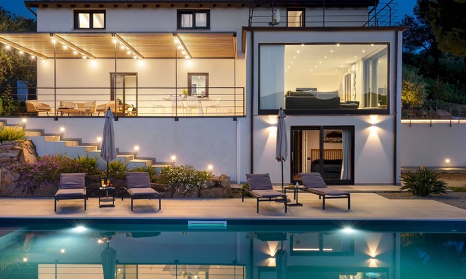 Gratteri Villa | Villa Vittoria 8, Emma Villas