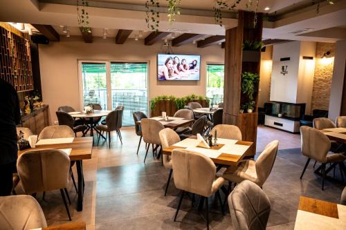 North Macedonia Apartment | Villa Vratnica - Restaurant & Apartments