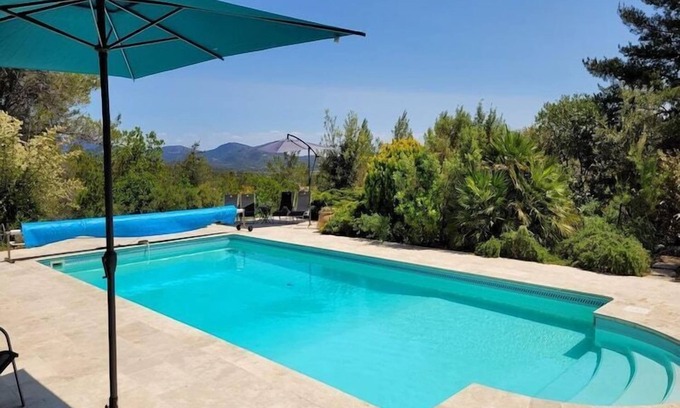 Prades-sur-Vernazobre Villa | Villa w/Garden & Guest House