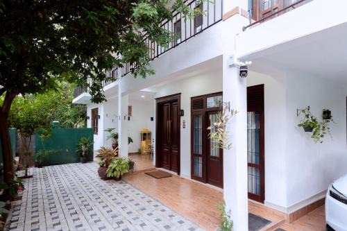 Kimbulapitiya House | Villa Wings Airport Transit