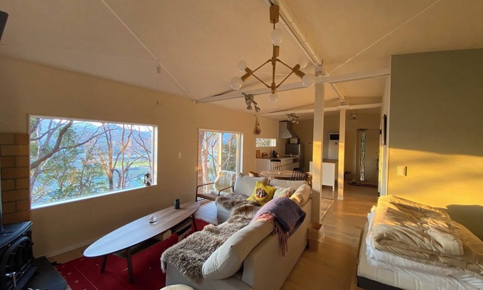 Tatsuno House | Villa with a spectacular view of the Seto Inland S /Tatsuno Hyōgo