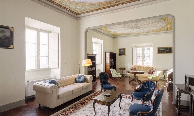 Rignano sull'Arno Apartment | Villa with Exclusive Garden in Rignano, Tuscany