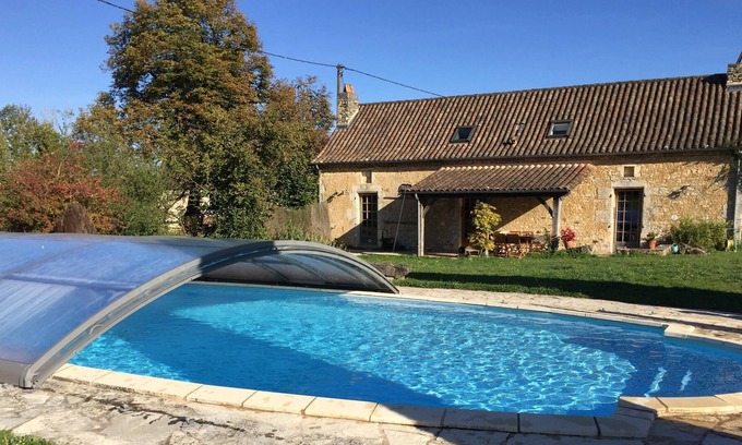 Savignac-les-Eglises Villa | Villa With Private Pool With View On Walnut Grove And Woods