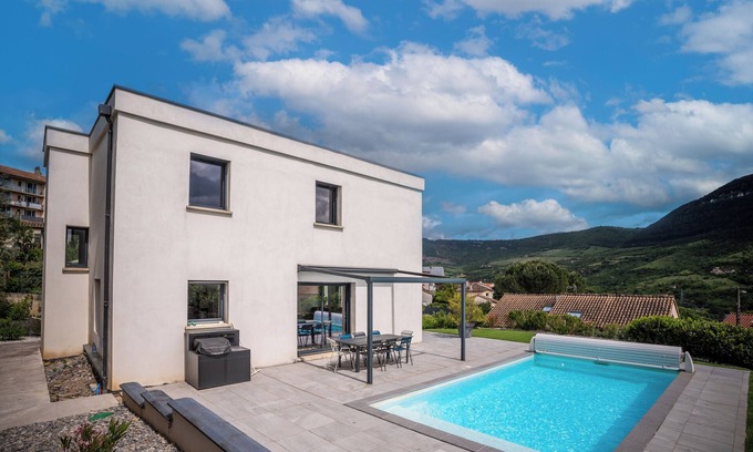 Millau House | Villa with pool ideal for families