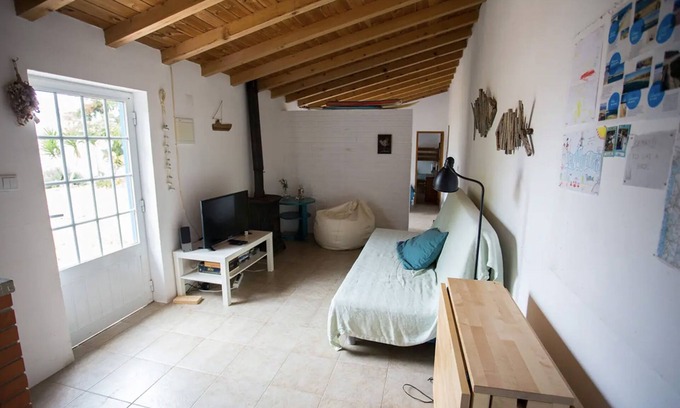 Longueira House | Villa with privacy and garden