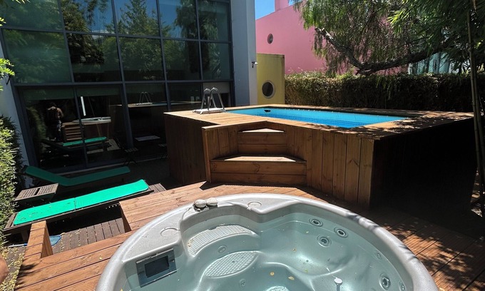 Quinta do Anjo Villa | Villa with swimming pool and private Jacuzzi