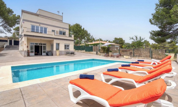 Albalat dels Tarongers Villa | Villa with swimming pool and BBQ in the heart of nature near Valencia 25min
