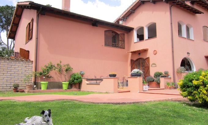 Zona LVIII Prima Porta Villa | Villa with swimming pool in Rome
