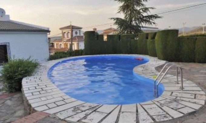 Barrio de la Vega House | villa with tennis court, pool, garden