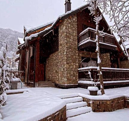 Kosovo Villa | Villa wooden bliss