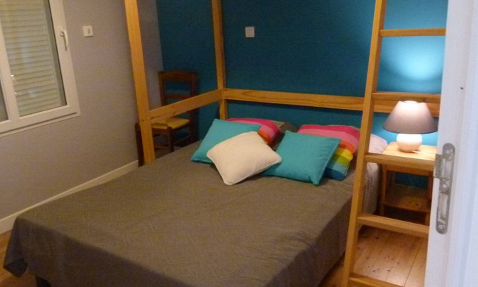 Saint-Come-de-Fresne House | Village house located 500 meters from the sandy beach